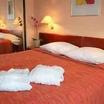 Готель Grand Kempinski 5*