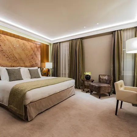 Grand Kempinski 5* ריגה