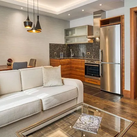 Grand Kempinski Ξενοδοχείο 5*