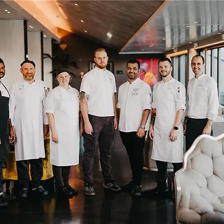 Grand Kempinski Готель 5*