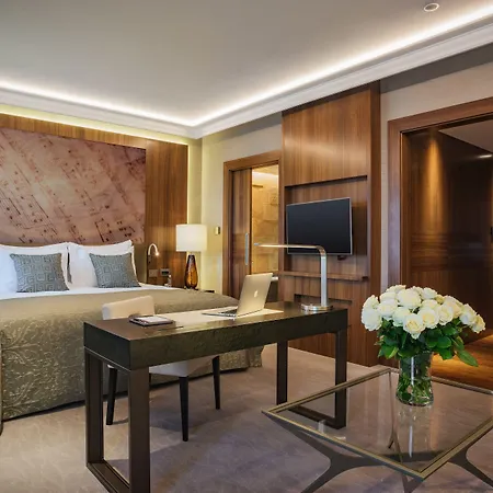 Grand Kempinski 5* Riga