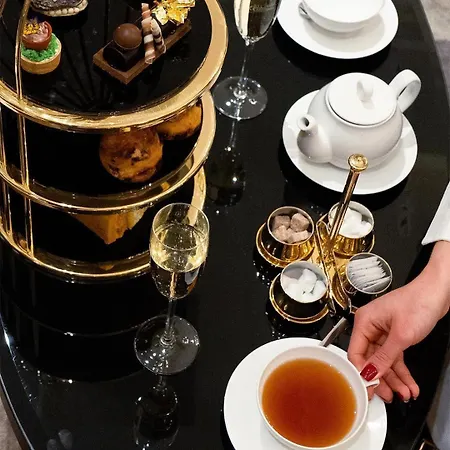 Szálloda Grand Kempinski 5*