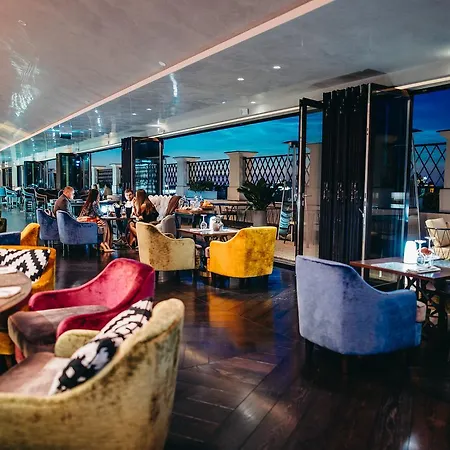 מלון Grand Kempinski ריגה