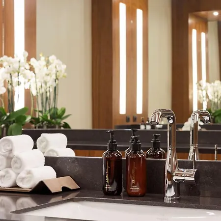 Grand Kempinski 5*
