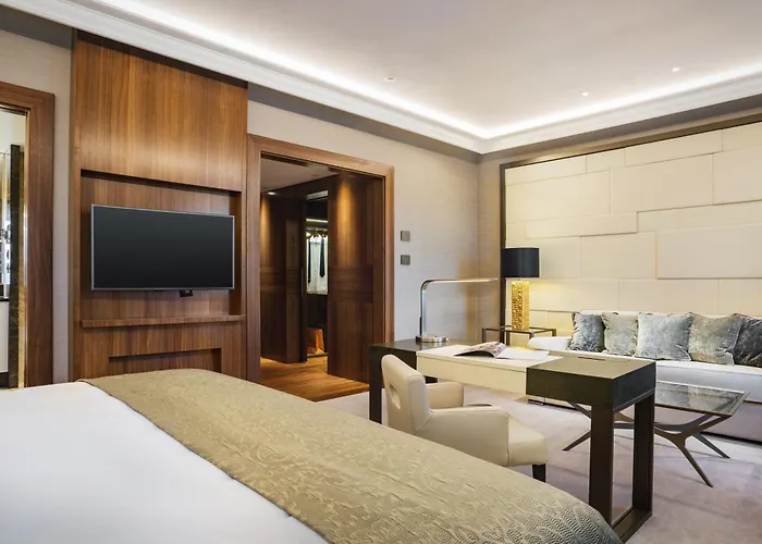 Hotel Grand Kempinski 5*