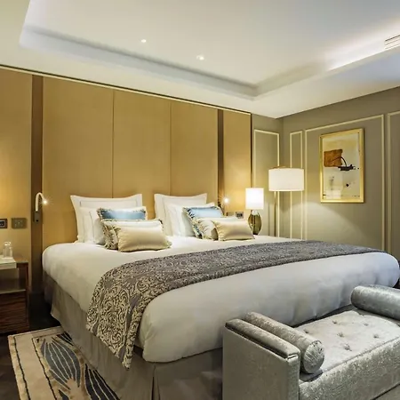 Grand Kempinski Hotel