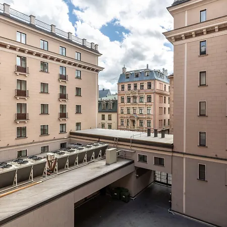 Grand Kempinski Hotel