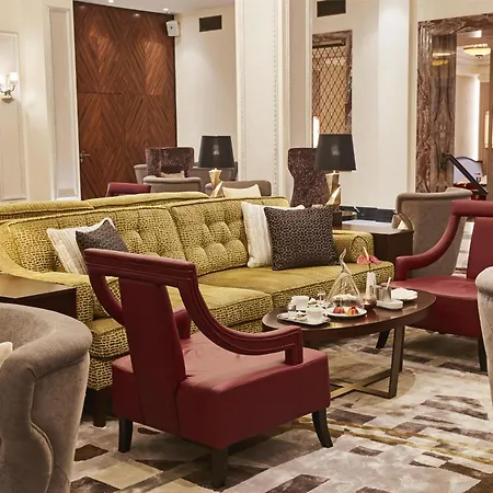 Grand Kempinski Hotel